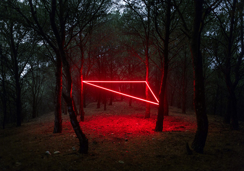 Nesneler ve Doğal Dünya Arasındaki Kırmızılık