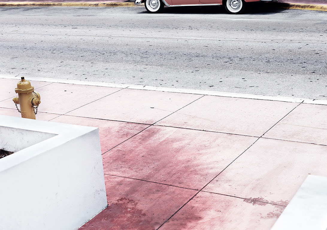 Şehri Minimal ve Soluk Renkleriyle Görmek