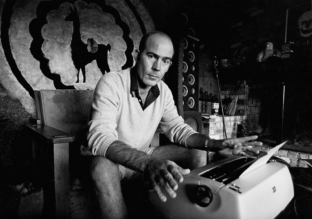 Daktilolar ve Sahipleri: Ünlü Yazarlar İş Üstünde