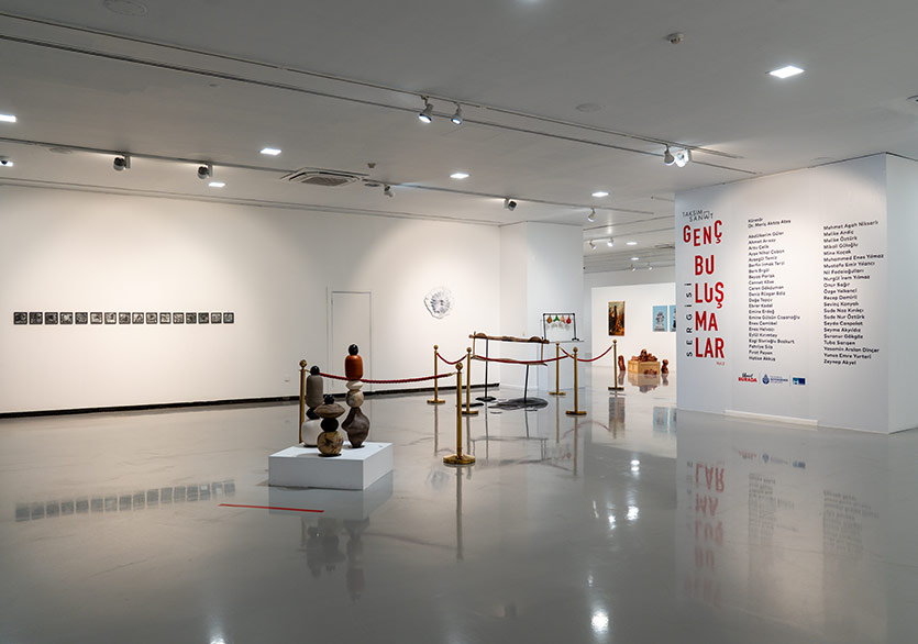 “Genç Buluşmalar” Sergisinin Üçüncü Edisyonu Taksim Sanat’ta