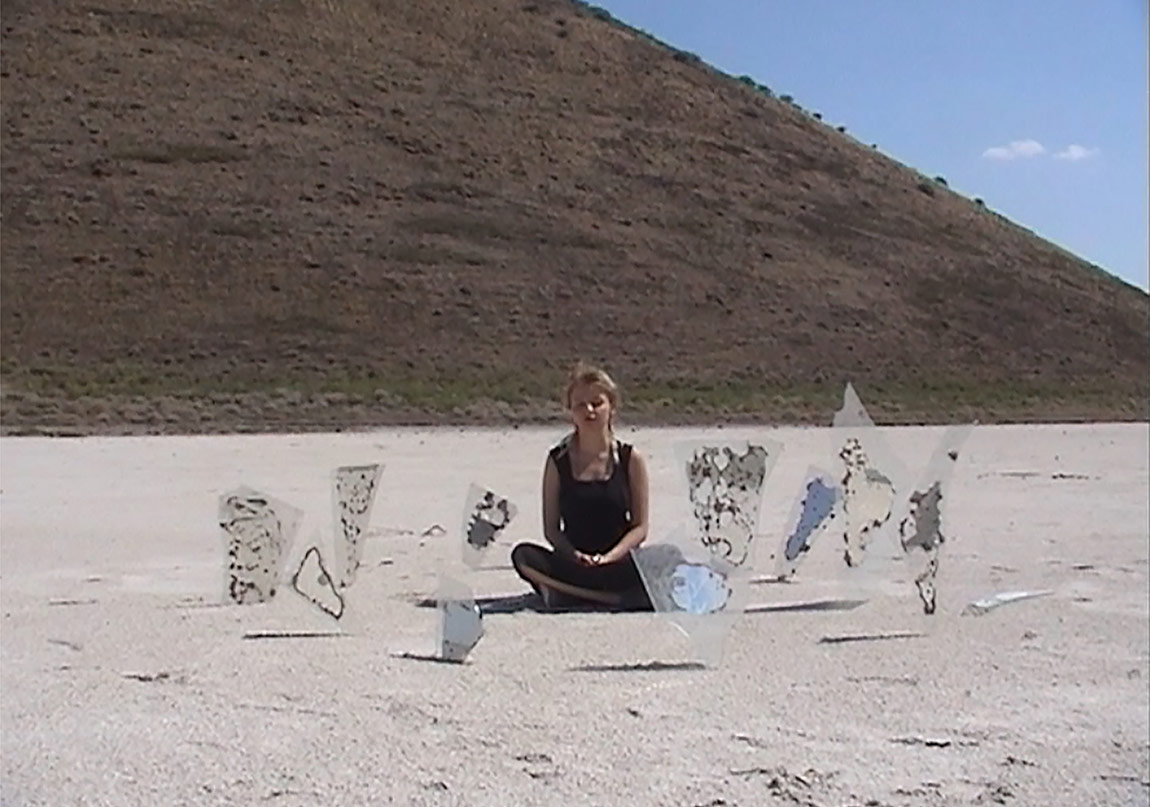 Anlaşılabilir Bir Şeyler Görmek İçin 