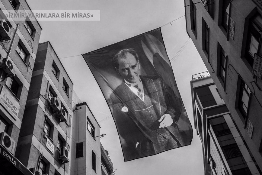İzmir'den Yarınlara Miras Niteliğinde Bir Sergi