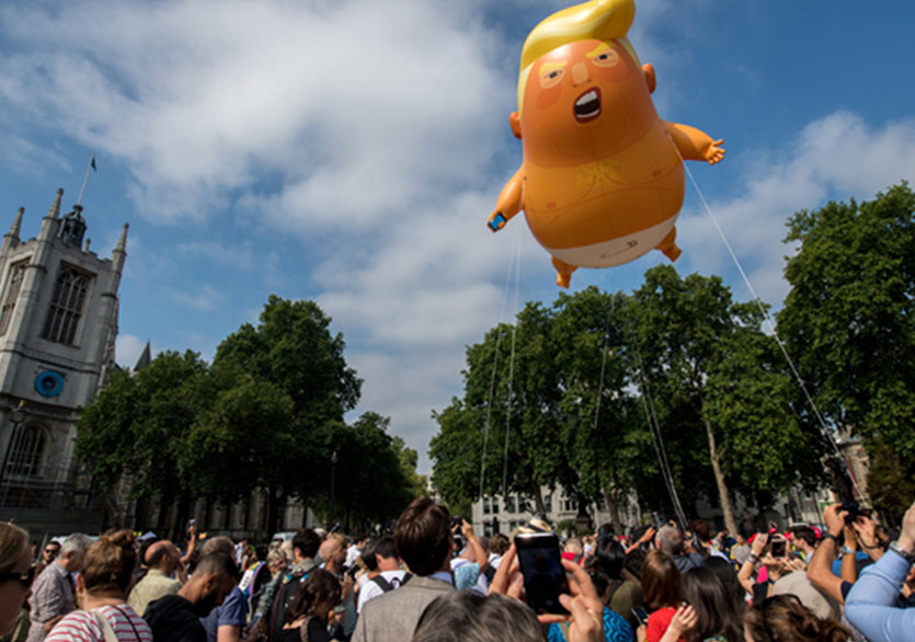Müzeler Trump Baby’nin Peşinde!