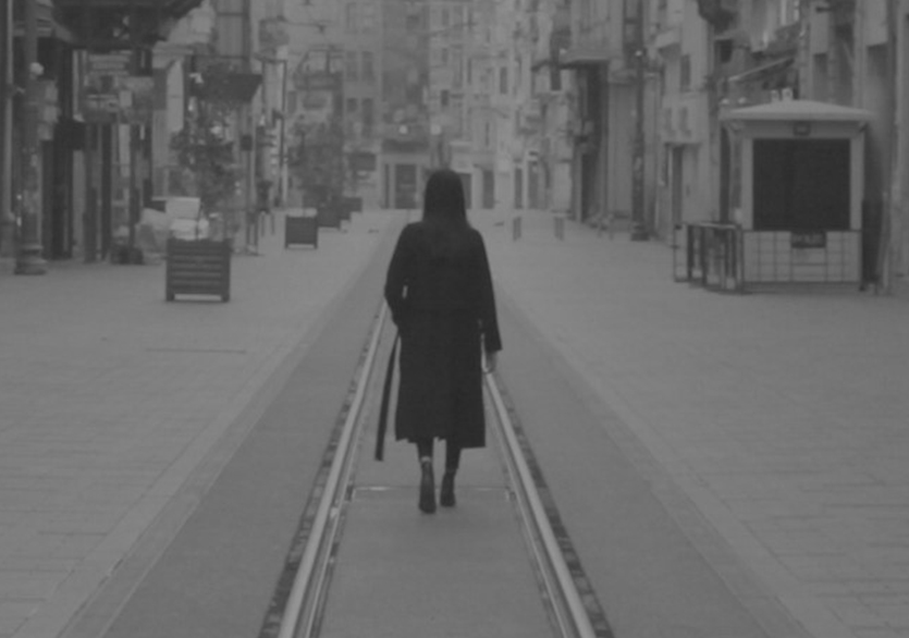 2 Kişilik Bir Pandemi Filmi