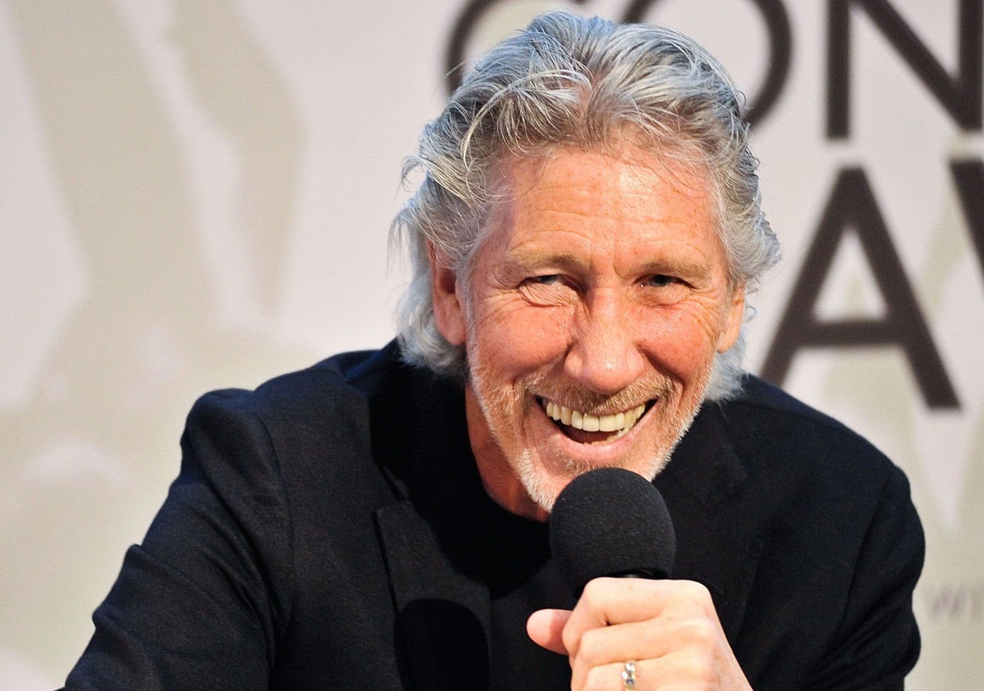 Roger Waters Albümü Yolda
