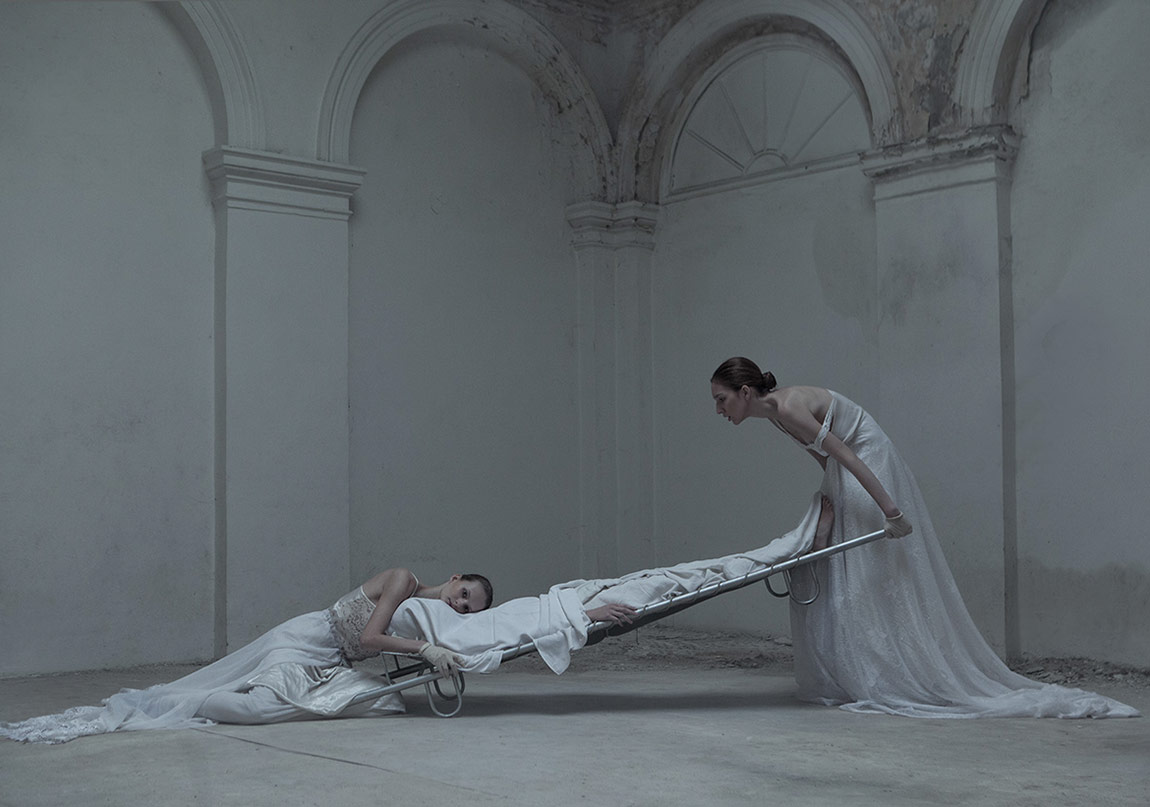 İnsan Bedeni ile Mimari Kompozisyonlar