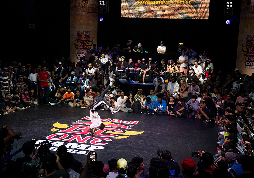 Red Bull BC One E-Battle Finalini Türk B-girl Jemrayy Zorluyor