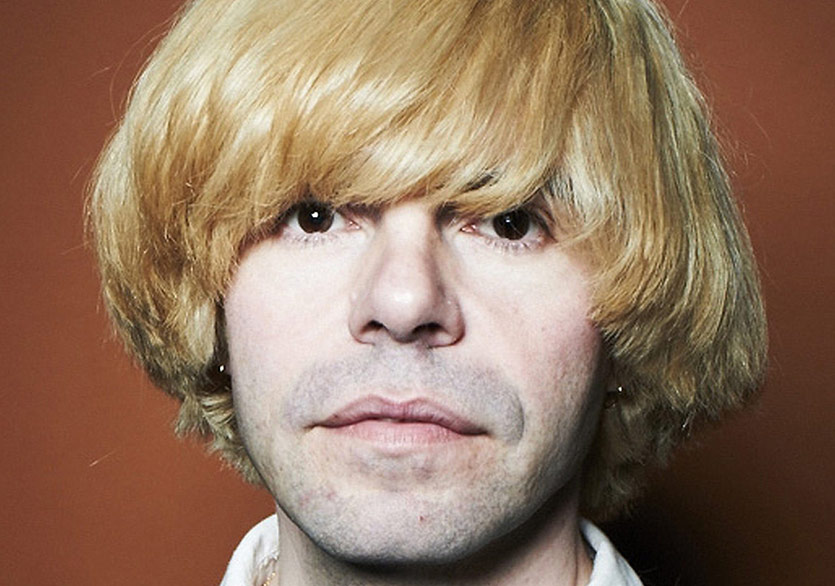Tim Burgess Plaklarını İstanbul'da Çalacak