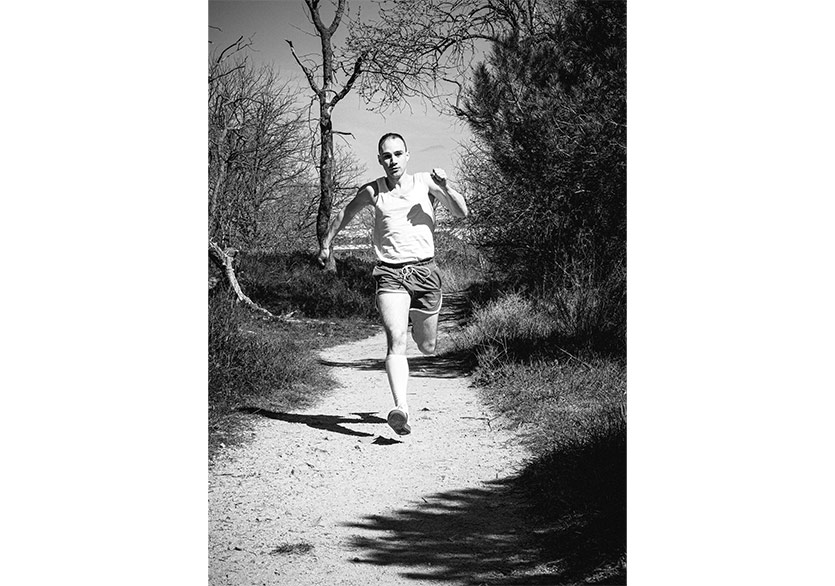 “Uzun Mesafe Koşucusunun Yalnızlığı” Türkiye’de İlk Kez Sahneye Uyarlandı