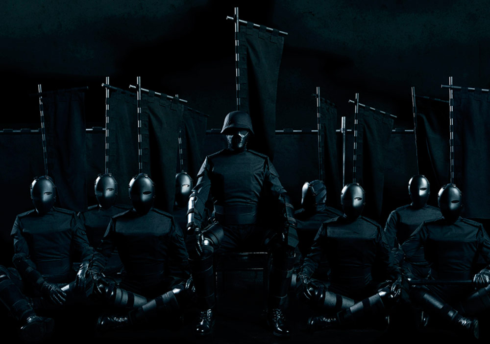 Karanlıkta Görünmez Bir İmparatorluk 