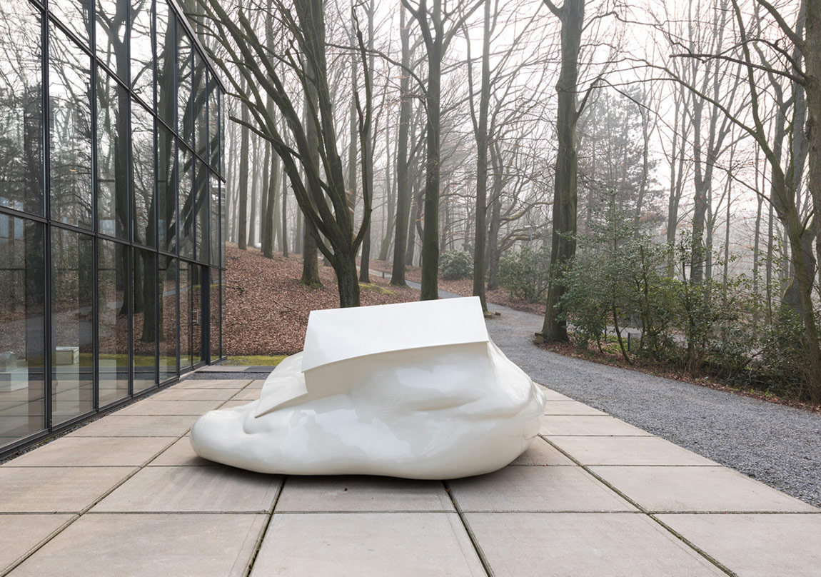 Geleneksel Yorumun Ötesinde Heykeller