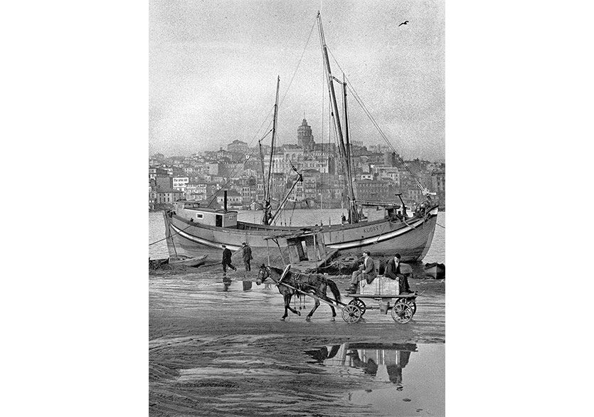 Fotoğrafların Tanıklığında Eski İstanbul’a Bakış