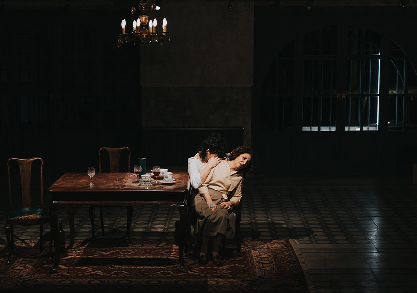 “Annemden Kalan Gül Ağacı Masanın Üzerinde Çaydanlık Beyaz Bir İz Bıraktı” 5 Nisan’da Metrohan’da