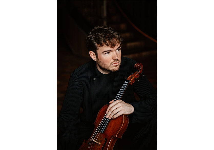 İngiliz Viyola Virtüözü Timothy Ridout, İDSO Sahnesinde