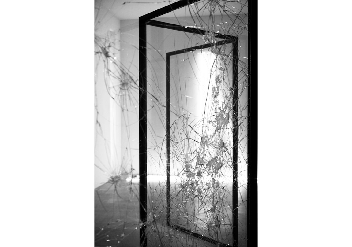 Yanılsamaların Evreni İle Gerçeklik Arasında