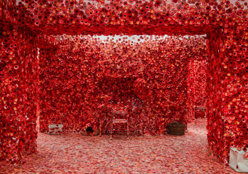 Yayoi Kusama’nın Kırmızı Virüsleri