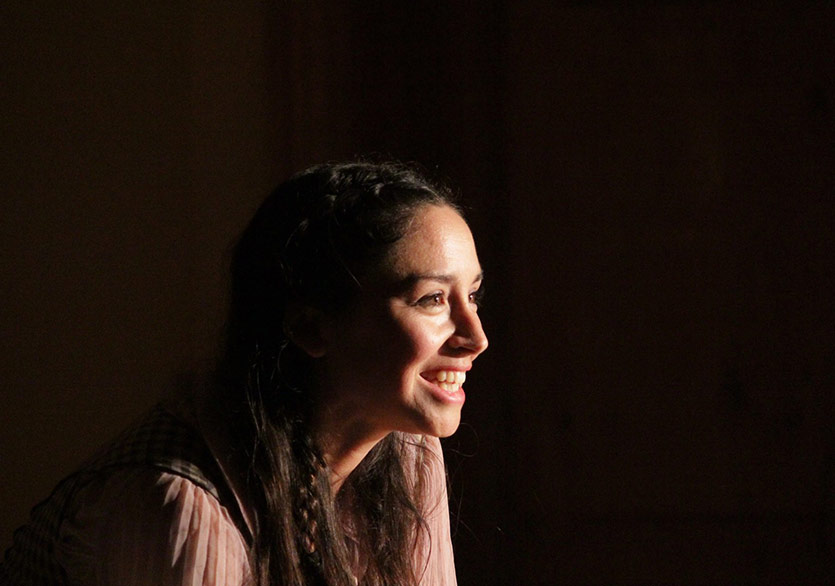 Carolina Pizarro’dan “Tierra de Fuego” Oyunu ve Atölye Deneyimi