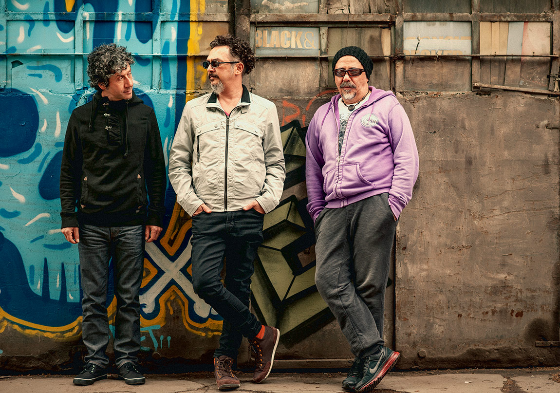 Rebel Moves 25 Mart’ta Sahnede!
