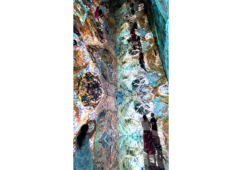 “Multiverse Portal” Sergisi Yalıkavak Marina’da 