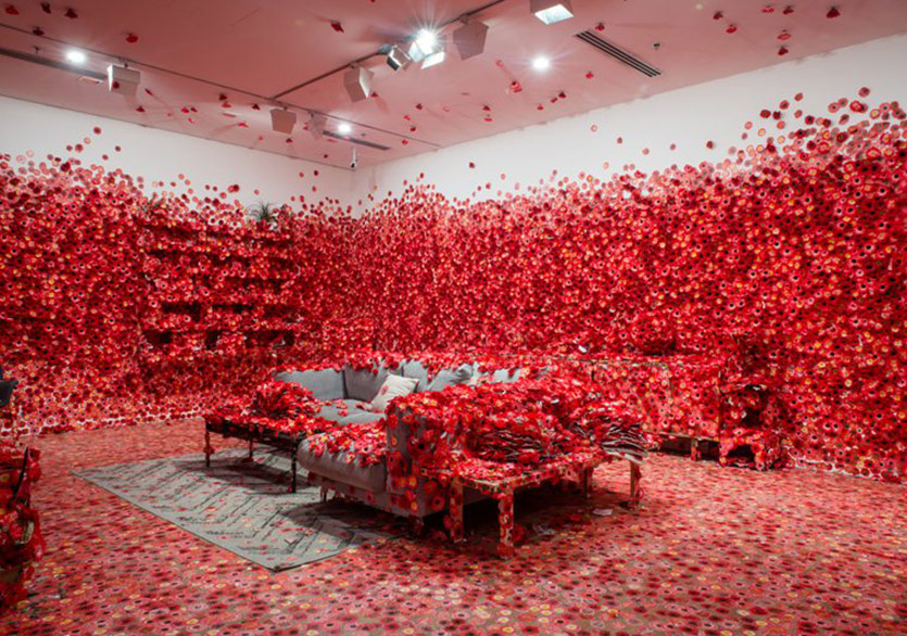 Yayoi Kusama’nın Kırmızı Virüsleri