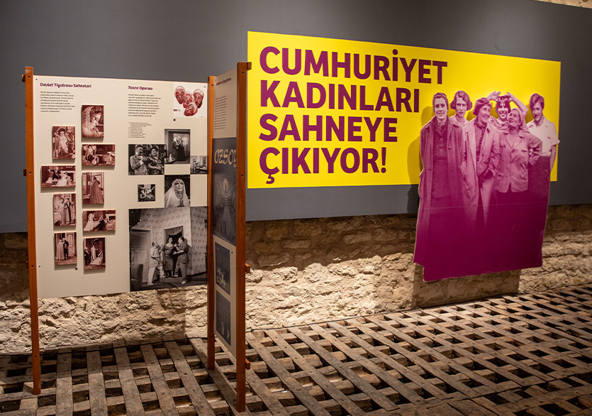 “Cumhuriyet Kadınları Sahneye Çıkıyor!” Sergisi Ataköy Baruthane’de