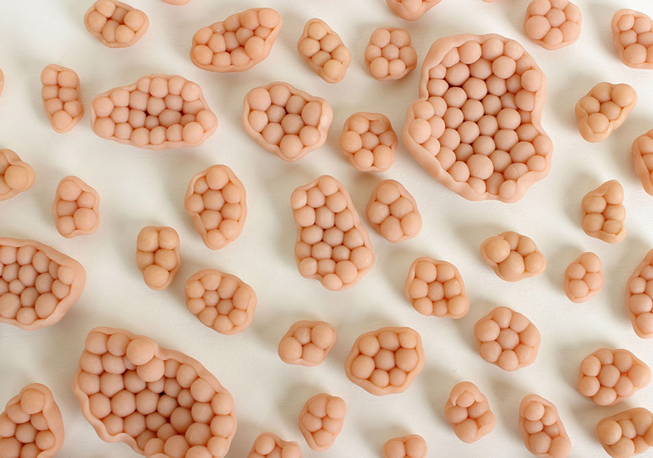 Çizmekle İlgili Her Şeyi Seven Bir Kadın