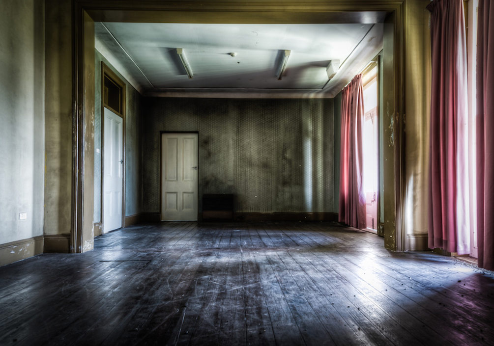 Unutulmuş Binaların Hikayeleri