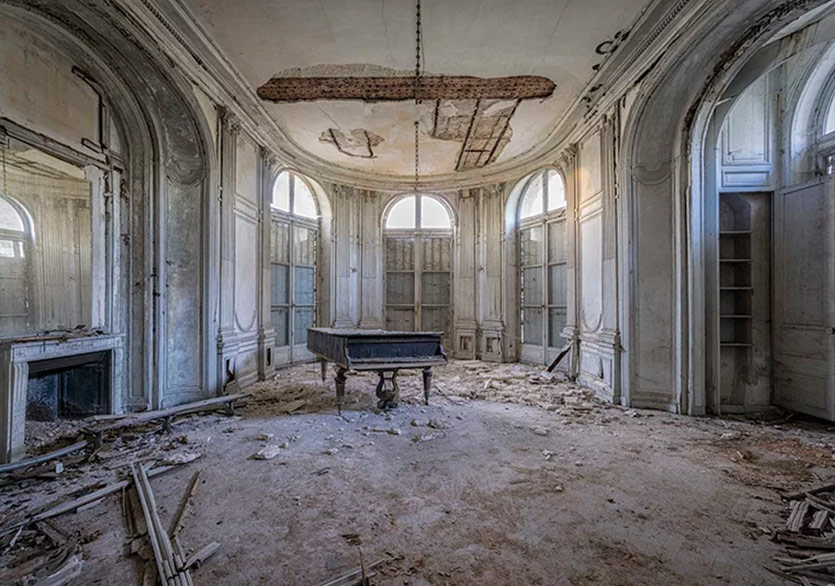 Avrupa’nın Terk Edilmiş Piyanoları