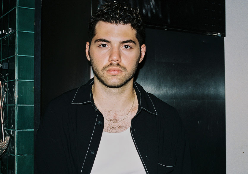 Evdeki Saat’in Yeni Teklisi “Şehrin Işıkları” Yayında