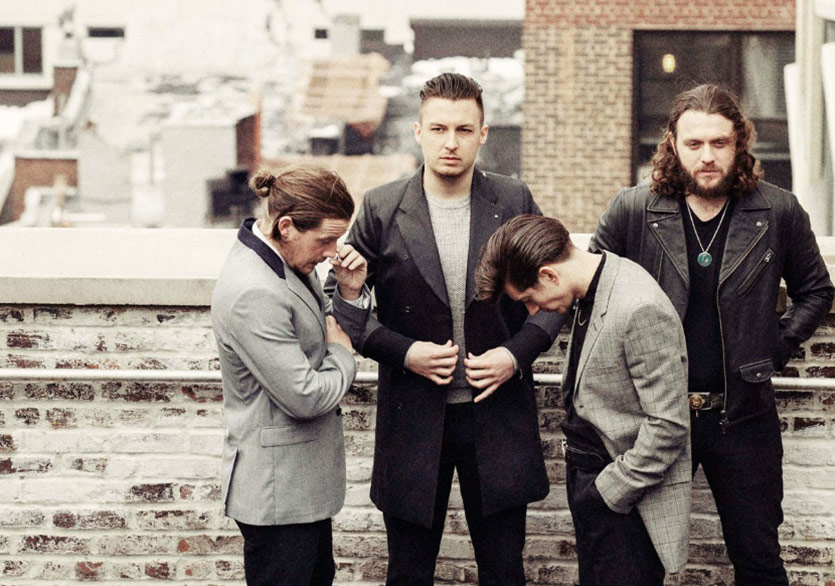 Arctic Monkeys Yeni Albümünden Beş Şarkısını Konserde Paylaştı!