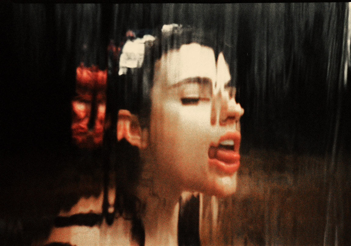 Kadın Bedeninin Mistik Güzelliği 