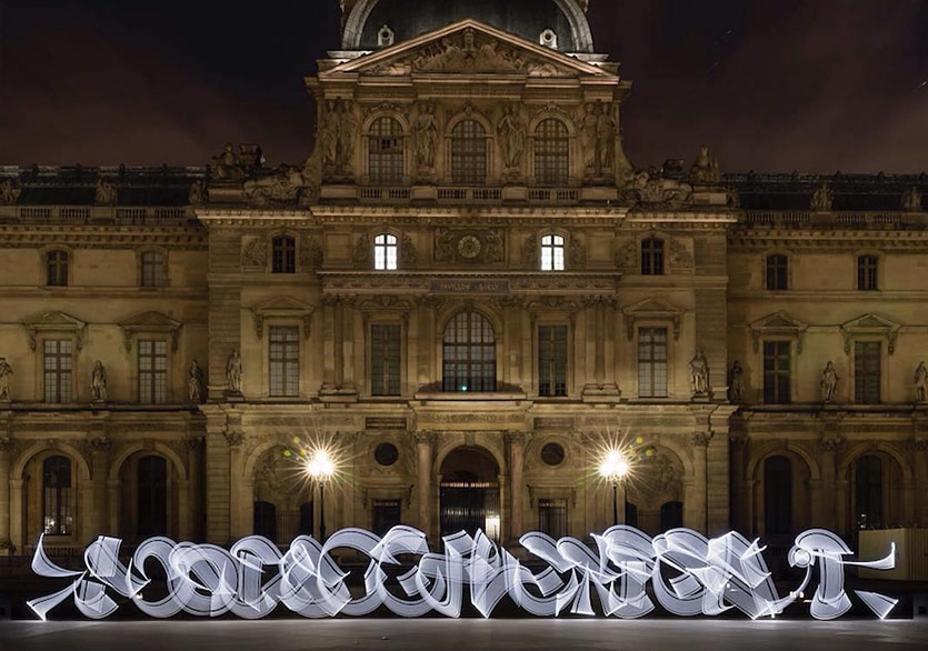 Işıkla Yazılan Kaligrafiler