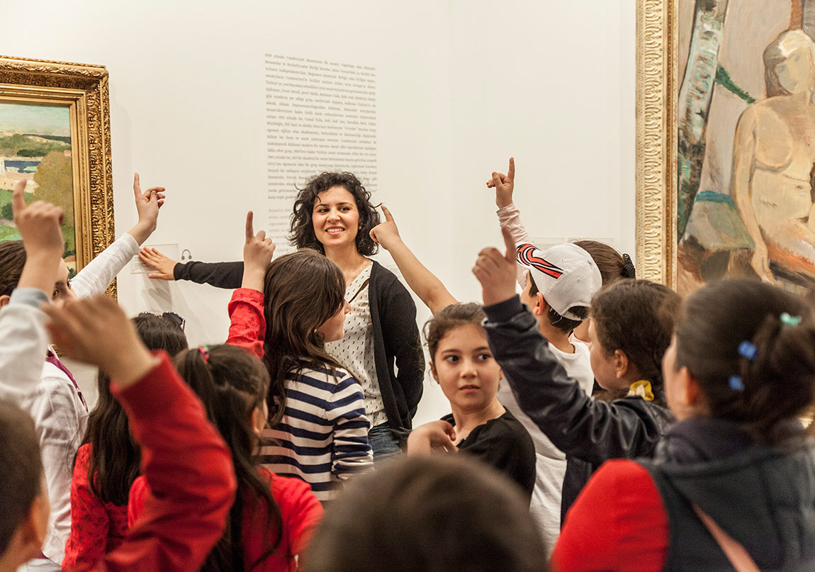 Çocuklar İçin Sanat Dolu Bir Gelecek