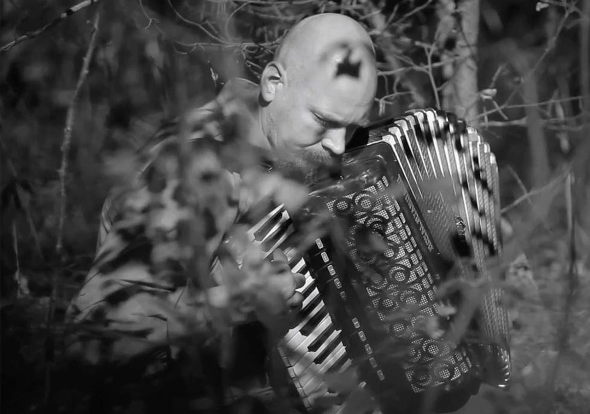 Port Mone 4 Mart’ta Sahnede!
