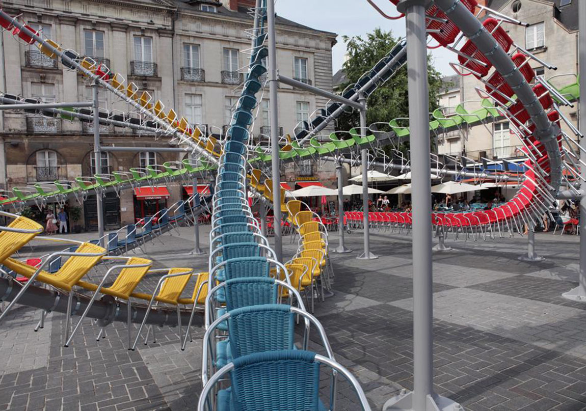 Farklı Materyallerin Anlattığı Hikayeler