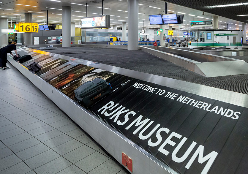 Havaalanında Tarihi Sürpriz!