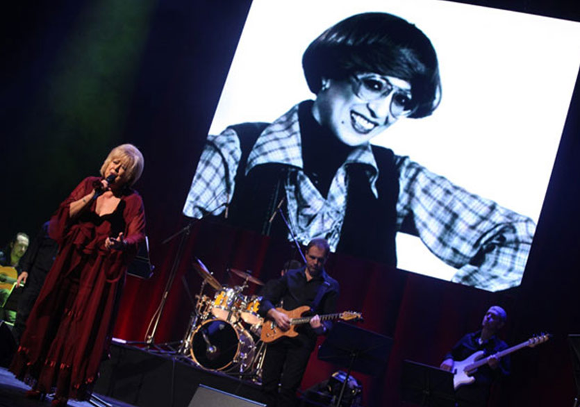 70’li Yılların Hit Şarkıları Ada Hayvanları Yararına Söylenecek