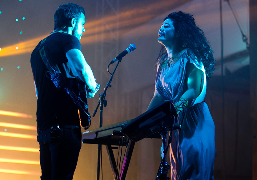 Animal Collective’den Deakin M83 Remiksiyle Karşınızda