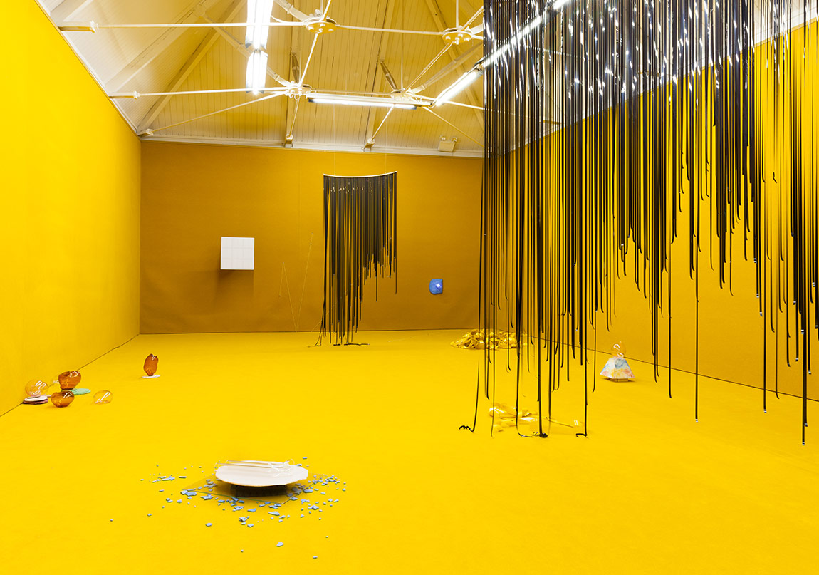 Sıradan Objelerle Hayal Edilmiş Mekânlar