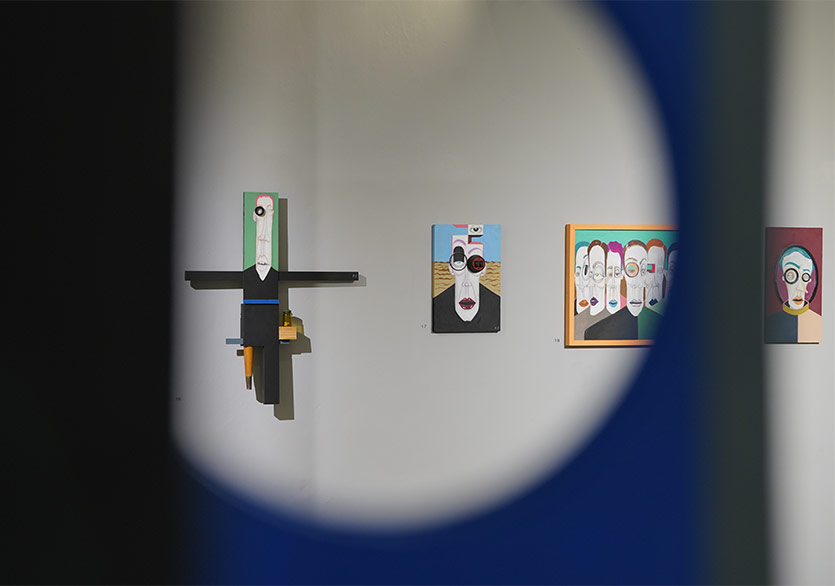 Mustafa Batıbeniz’in “Sömürgecilik Sonrası İnsansıları” Sergisi ARUCAD Art Space’te