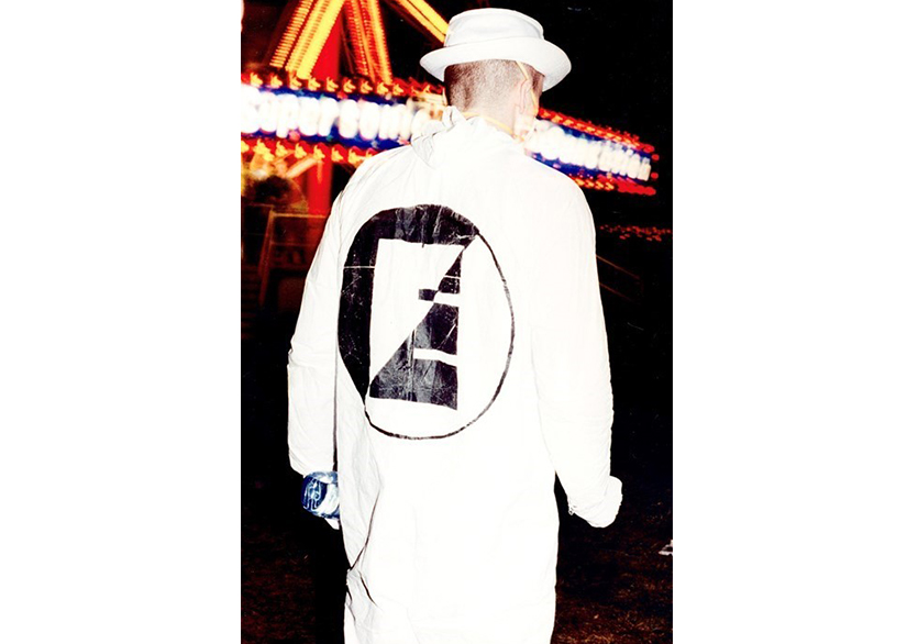 Banksy'nin Eski Temsilcisi Kişisel Koleksiyonundan Çeşitli Sanat Eserlerini Satıyor