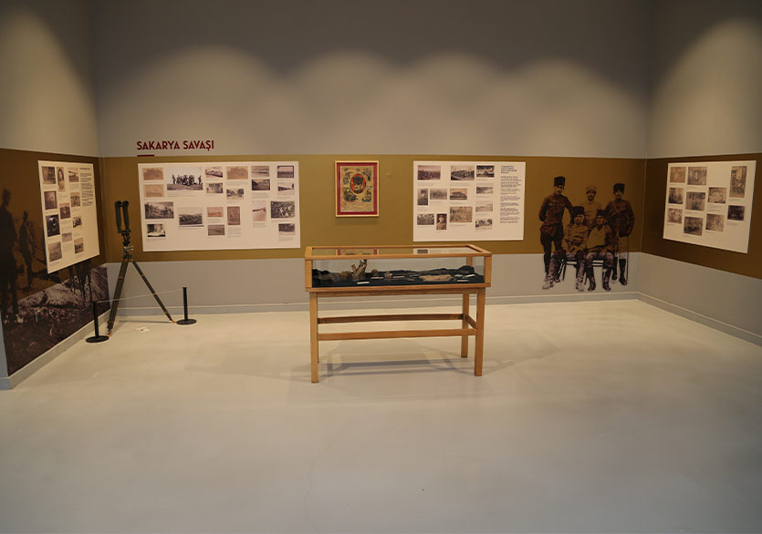 “Ya İstiklâl, Ya Ölüm! Cumhuriyet Yolunda” Sergisi Ankara’da