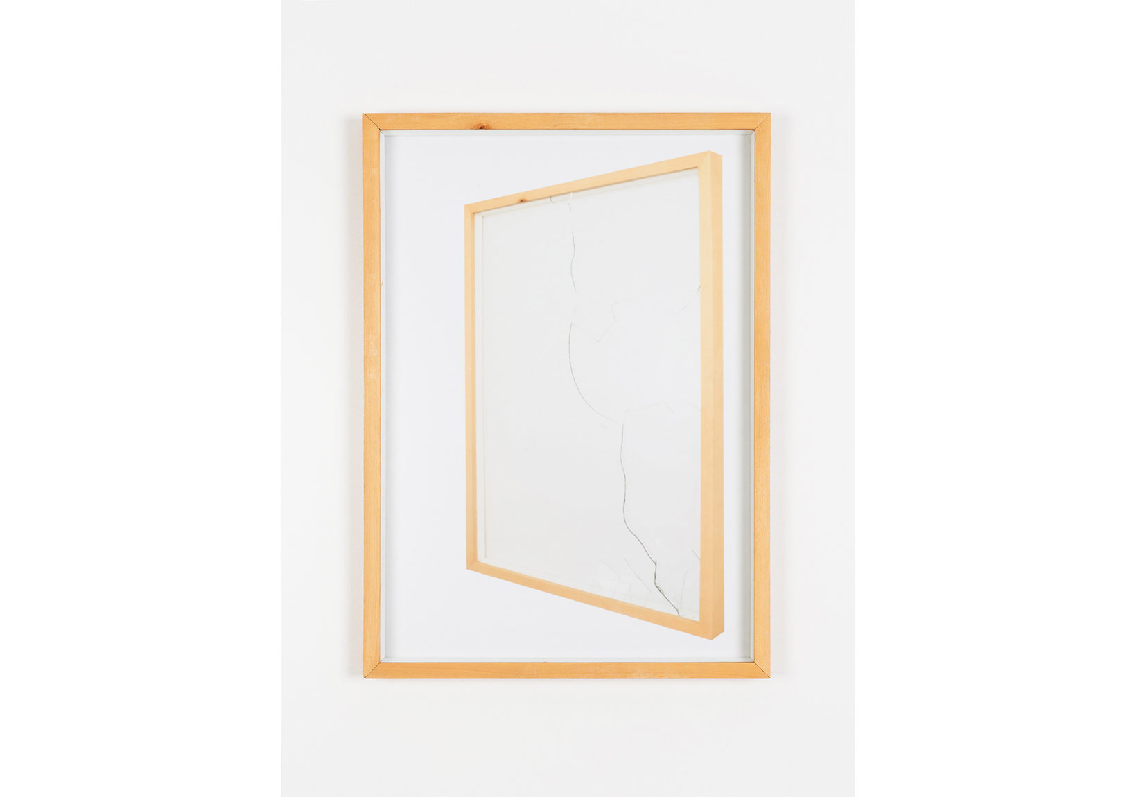 Mehmet Ali Uysal  “Özgül Ağırlık”la  Ankara m1886 Sanat Projeleri’nde…