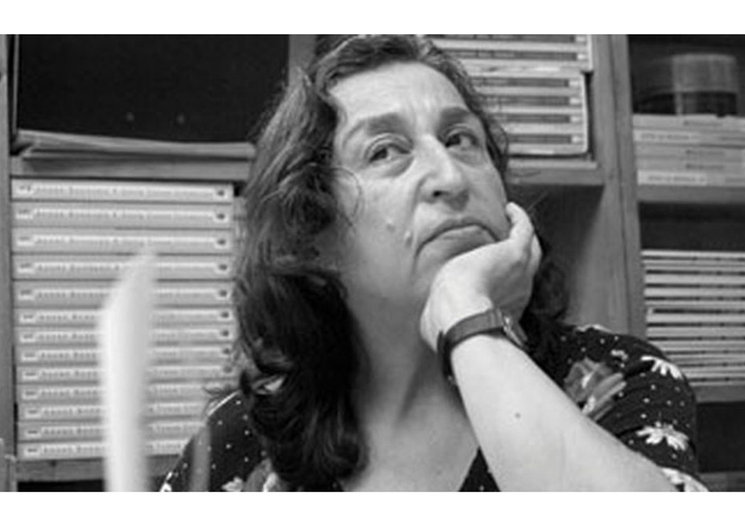 Sennur Sezer’i Özlem ve Sevgiyle Anıyoruz