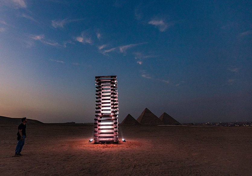 4500 Yıllık Giza Piramitlerindeki İlk Çağdaş Sanat Sergisi: “Forever Is Now”