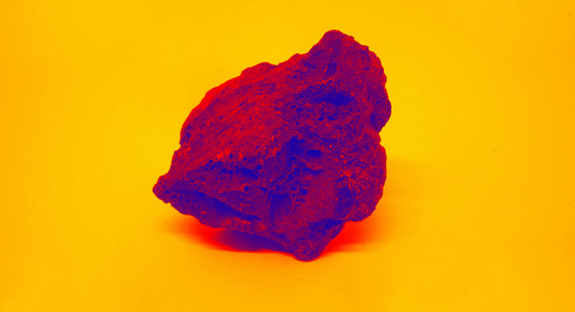 Yelta Köm’ün “her şey tanıdık, her şey yabancı” Versus Art Project’te
