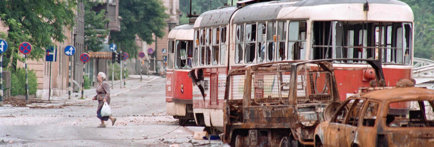 Savaşın Külleri İçinde Büyüyen Bir Çocuğun Tanıklığı: “Saraybosna Radyosu”