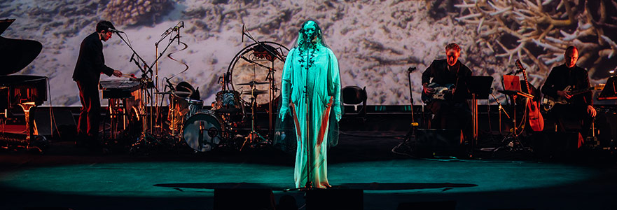 Tek Bir Hayatın Ötesine Çıkmak: Anohni 